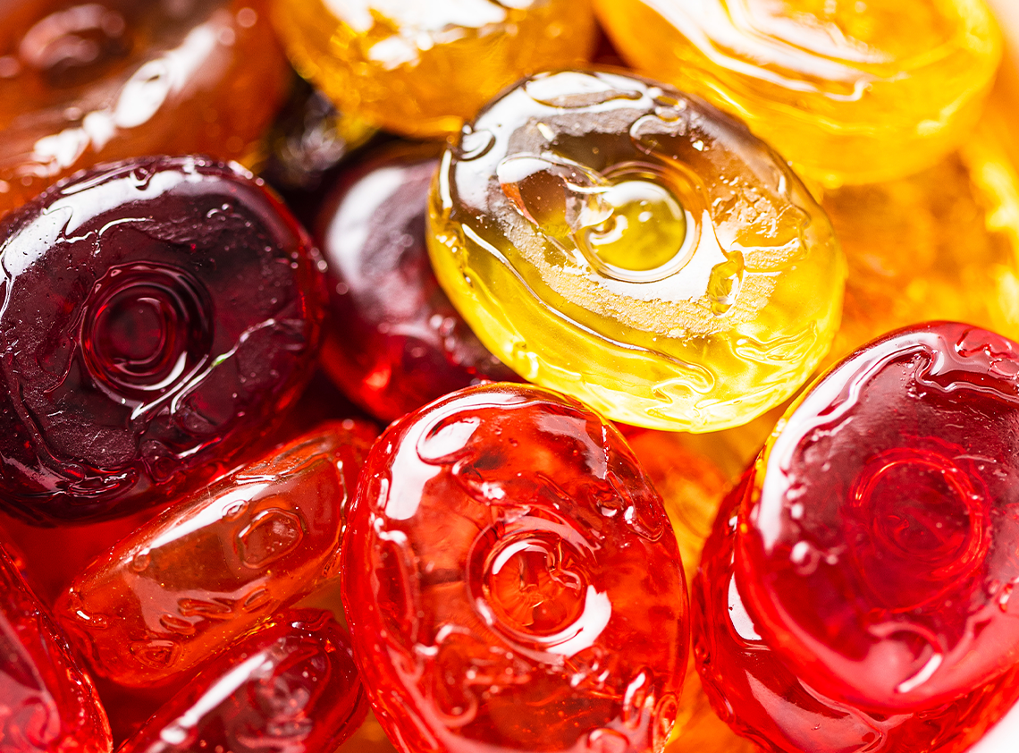 La dulce base de miel y caramelo aporta calidez y cremosidad a la fragancia. Esta combinación garantiza un final impactante, perfecto para quienes buscan perfumes que dejen una huella imborrable.