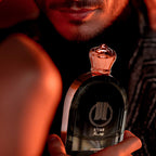 Regala de Mawwal Sitar, fragancia árabe original de larga duración disponible en España.
